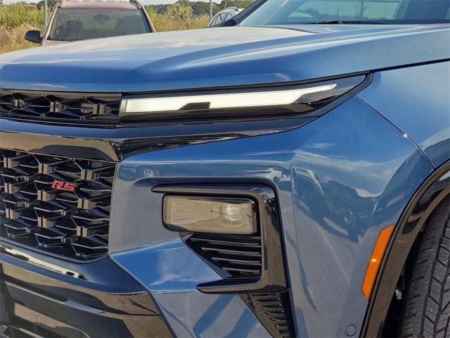 Photo of 2026 Lakeshore Blue Metallic Chevrolet Traverse