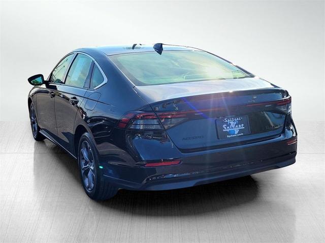 Photo of 2024 Crystal Black Pearl Honda Accord