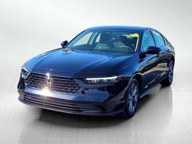 Photo of 2024 Crystal Black Pearl Honda Accord