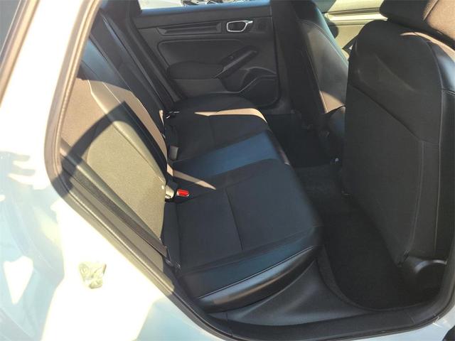 Photo of 2023 Platinum White Pearl Honda Civic