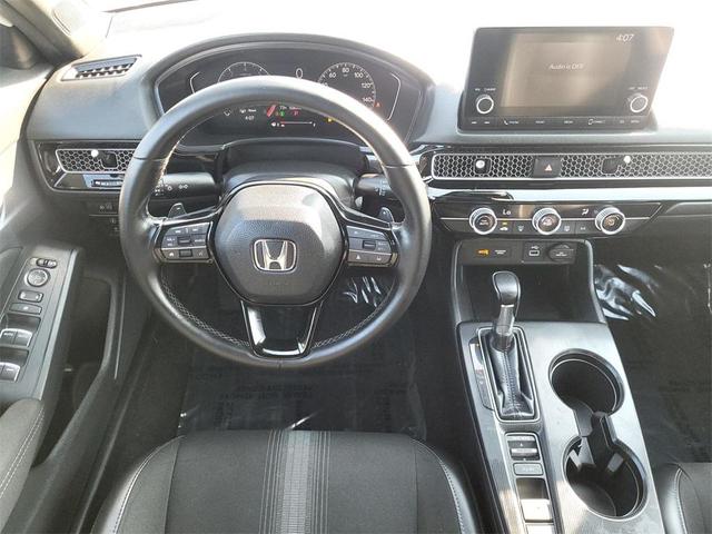 Photo of 2023 Platinum White Pearl Honda Civic