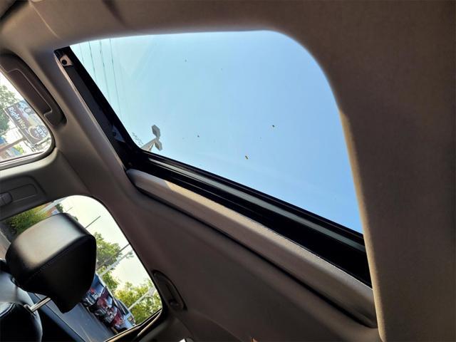 Photo of 2022 Crystal Black Pearl Honda CR-V