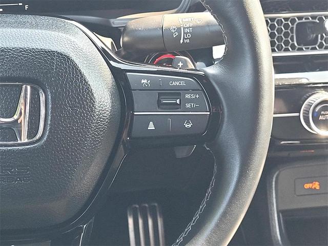 Photo of 2024 Sonic Gray Pearl Honda Civic