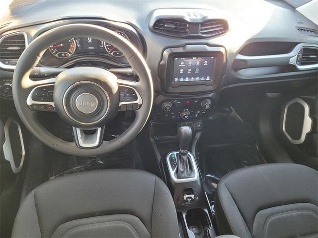 Photo of 2019 Black Clearcoat Jeep Renegade
