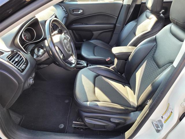 Photo of 2019 White Clearcoat Jeep Compass