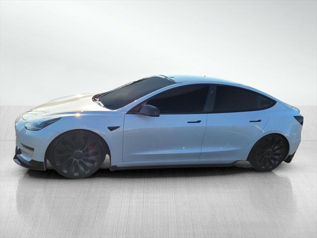 Photo of 2021 Pearl White Multi-Coat Tesla Model 3