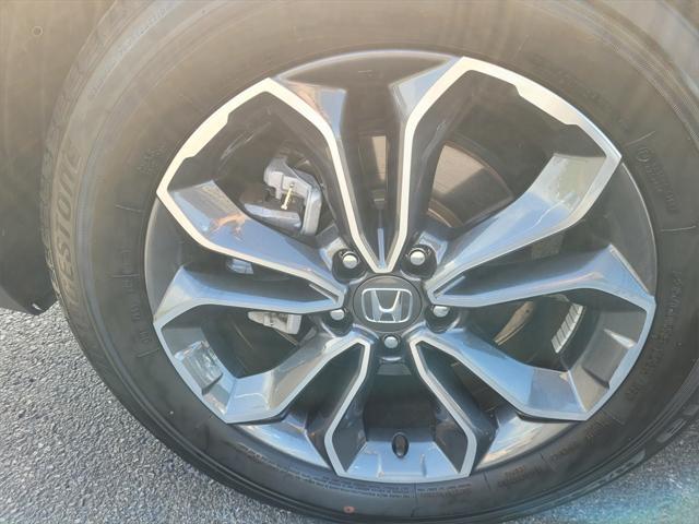 Photo of 2022 Crystal Black Pearl Honda CR-V