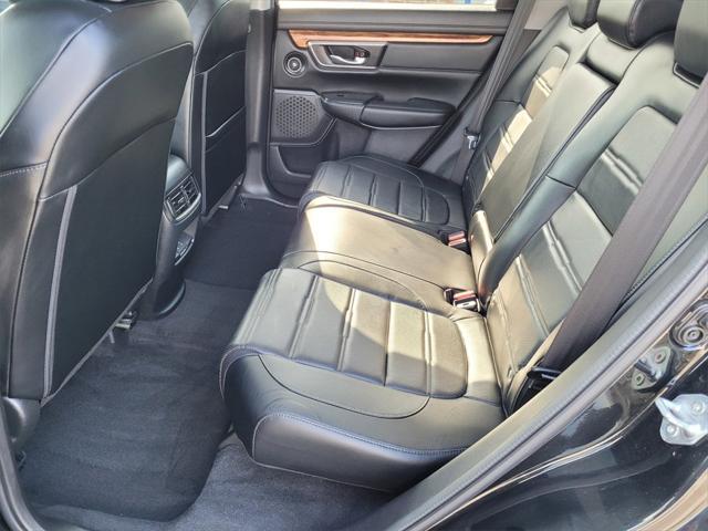 Photo of 2022 Crystal Black Pearl Honda CR-V