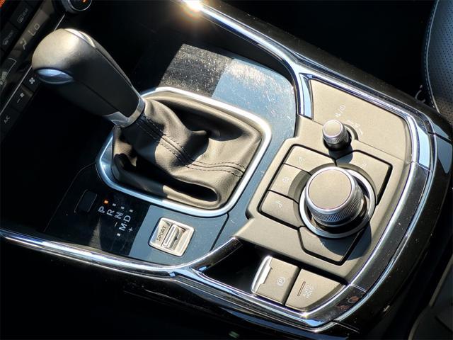 Photo of 2022 Snowflake White Pearl Mica Mazda CX-9