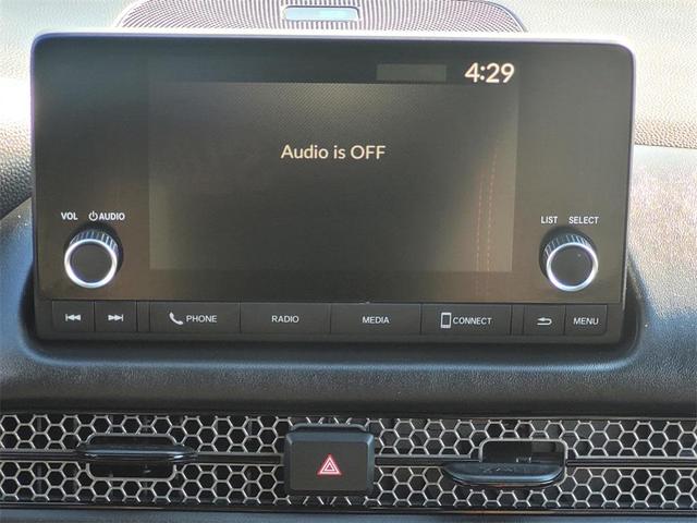 Photo of 2024 Platinum Honda HR-V