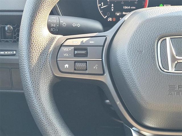 Photo of 2026 Platinum White Pearl Honda CR-V