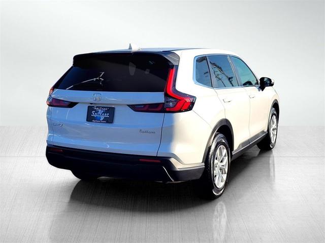 Photo of 2026 Platinum White Pearl Honda CR-V