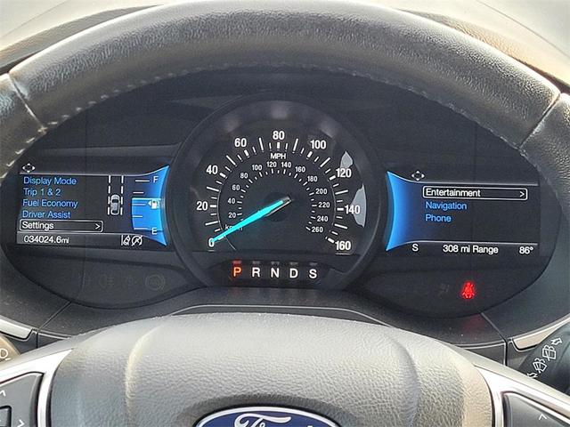 Photo of 2021 Oxford White Ford Edge