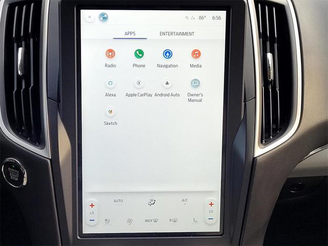 Photo of 2021 Oxford White Ford Edge