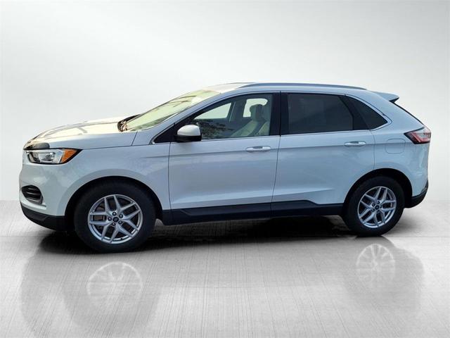Photo of 2021 Oxford White Ford Edge