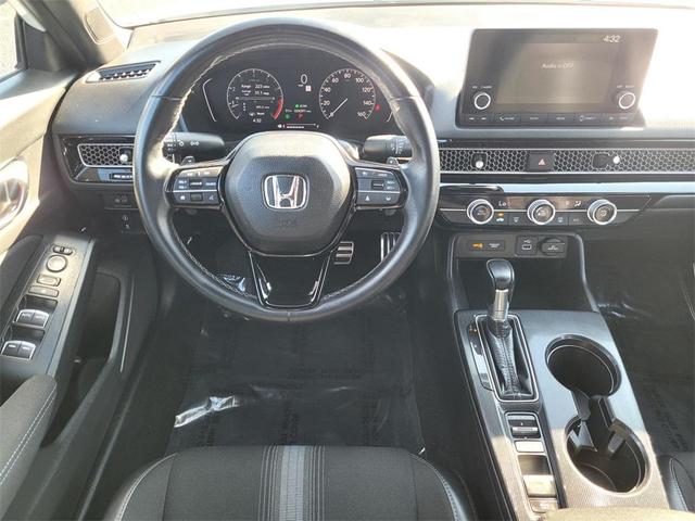 Photo of 2023 Platinum White Pearl Honda Civic