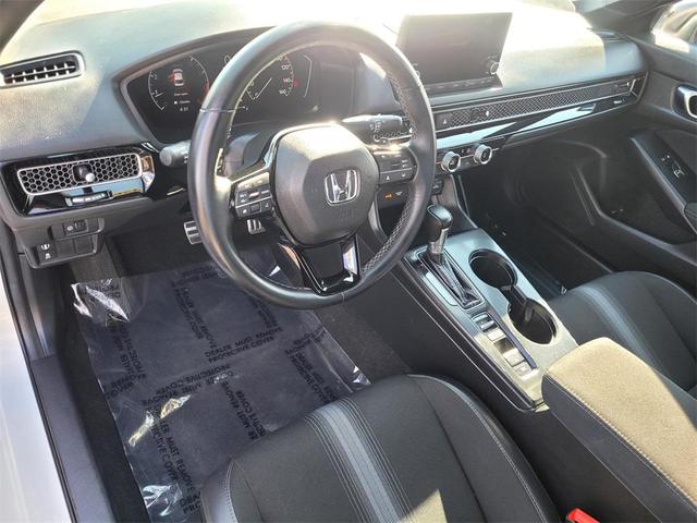 Photo of 2023 Platinum White Pearl Honda Civic
