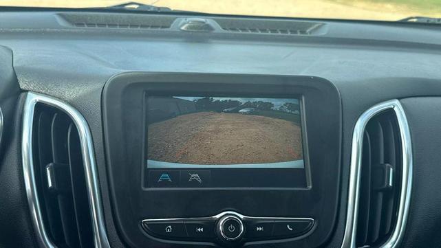 Photo of 2018 White Chevrolet Equinox