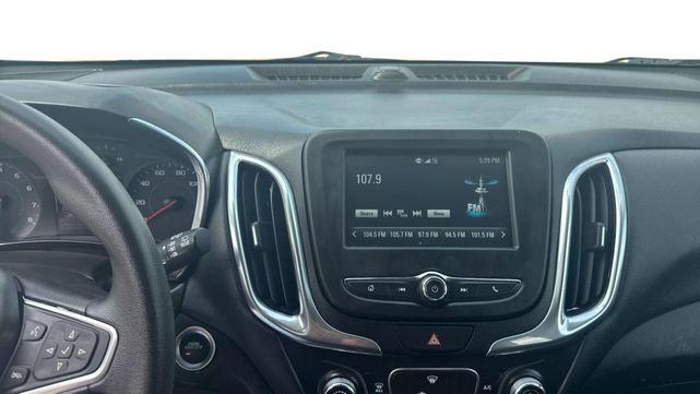 Photo of 2018 White Chevrolet Equinox
