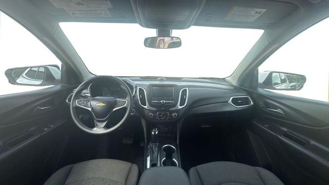 Photo of 2018 White Chevrolet Equinox