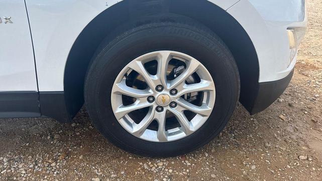 Photo of 2018 White Chevrolet Equinox