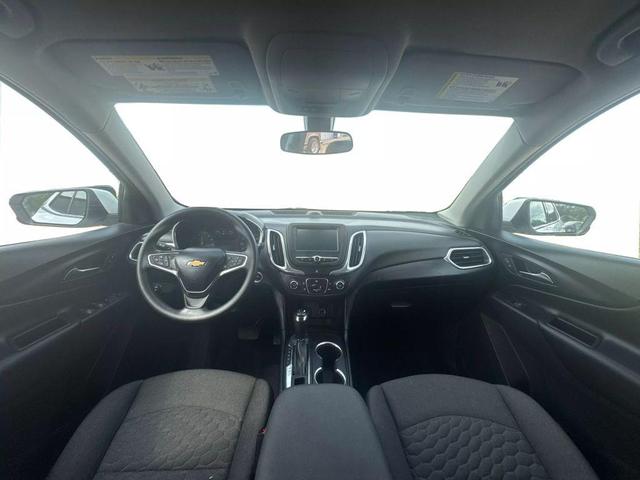 Photo of 2018 White Chevrolet Equinox