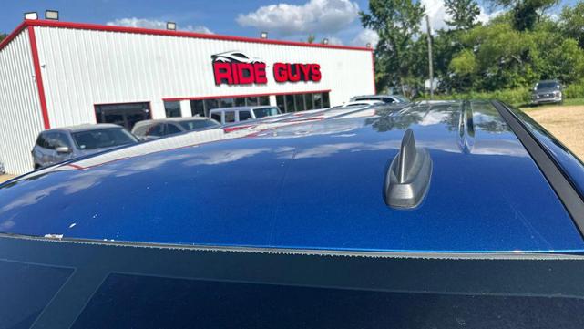 Photo of 2015 Deep Ocean Blue Metallic Chevrolet Silverado 1500