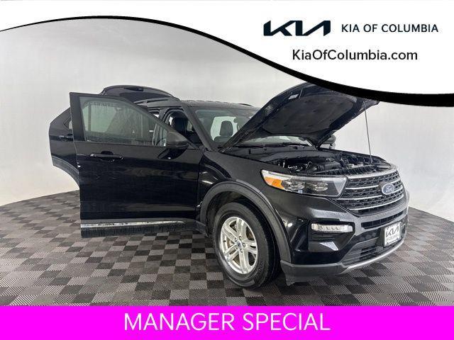 Photo of 2023 Black Metallic Ford Explorer