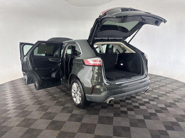 Photo of 2024 Forged Green Metallic Ford Edge
