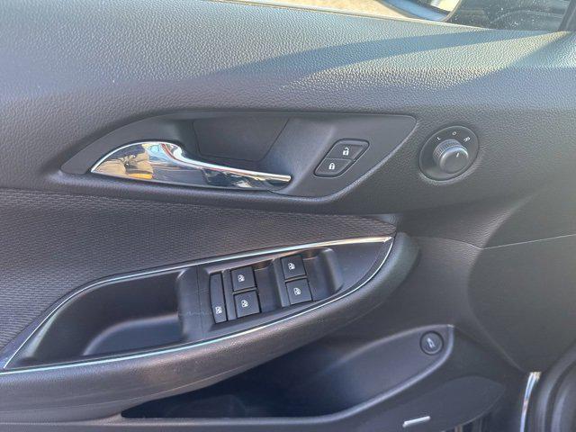 Photo of 2017 Tungsten Metallic Chevrolet Cruze