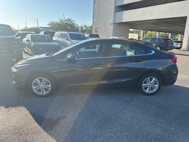 Photo of 2017 Tungsten Metallic Chevrolet Cruze