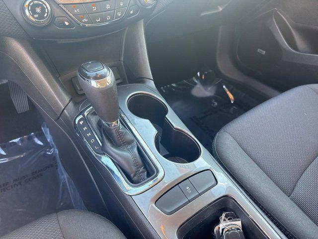 Photo of 2017 Tungsten Metallic Chevrolet Cruze