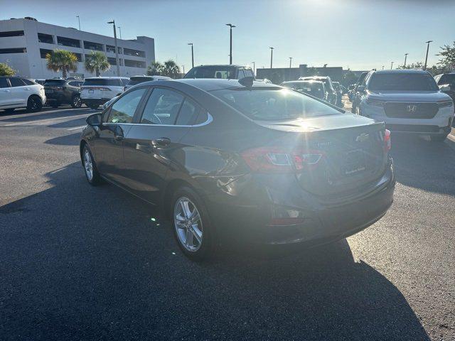 Photo of 2017 Tungsten Metallic Chevrolet Cruze