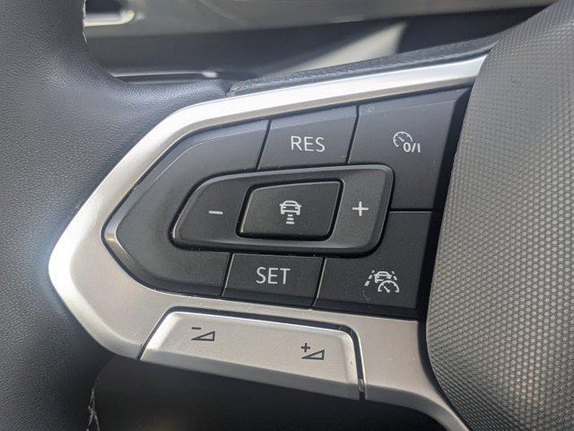 Photo of 2022 Gray Volkswagen Taos