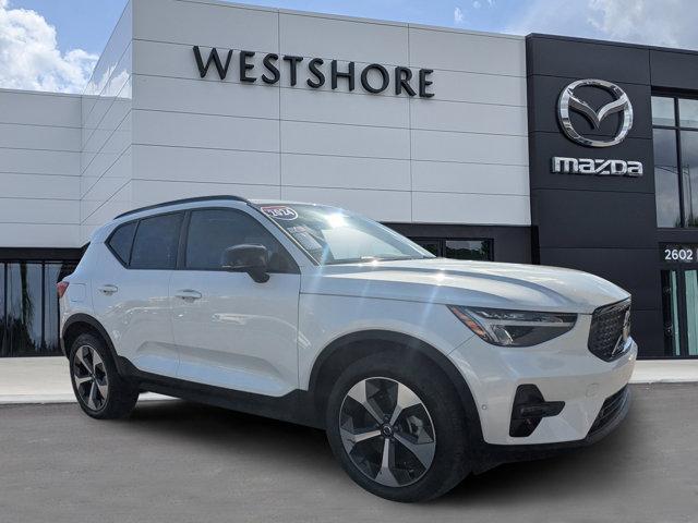 2024 Volvo XC40