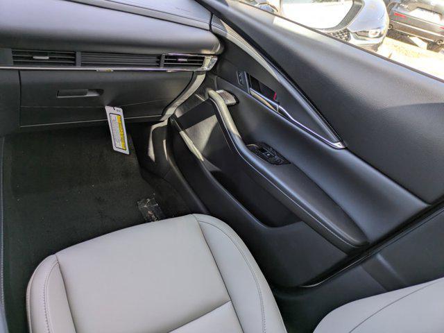 Photo of 2025 Snowflake White Pearl Mica Mazda CX-30