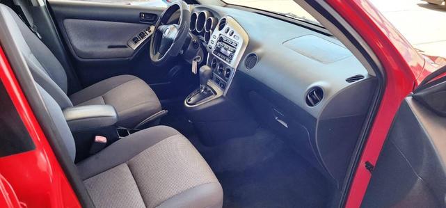 Photo of 2006 Red Pontiac Vibe