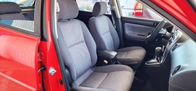 Photo of 2006 Red Pontiac Vibe