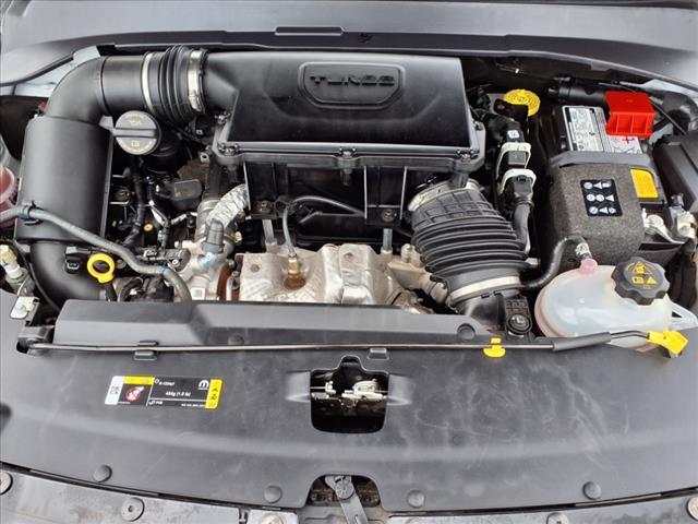 Photo of 2023 Bright White Clearcoat Jeep Compass