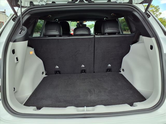 Photo of 2023 Bright White Clearcoat Jeep Compass