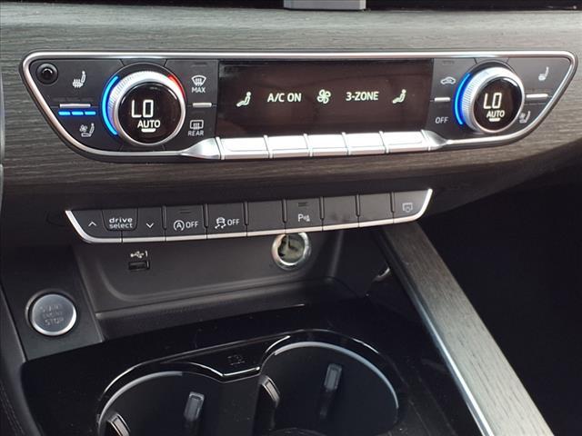 Photo of 2020 Glacier White Metallic Audi A4