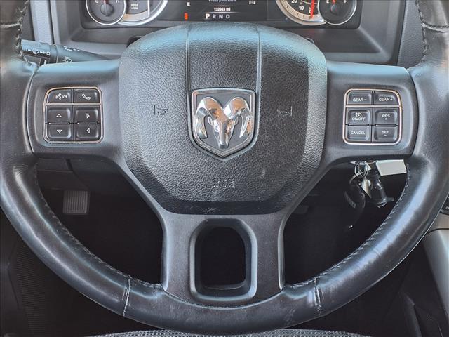 Photo of 2016 Brilliant Black Crystal Pearlcoat RAM 1500