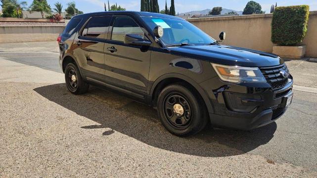 Photo of 2016 Black Ford Utility Police Interceptor