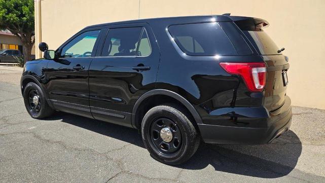 Photo of 2016 Black Ford Utility Police Interceptor