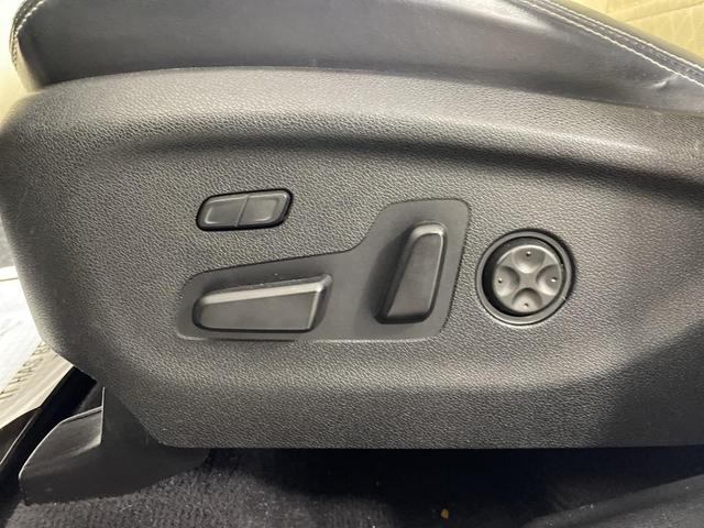 Photo of 2016 Snow White Pearl Kia Sorento