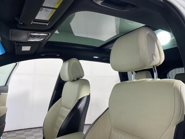 Photo of 2016 Snow White Pearl Kia Sorento