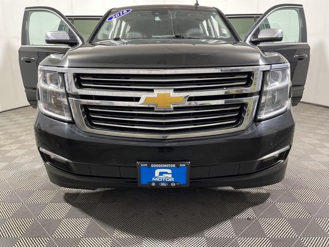 Photo of 2016 Black Chevrolet Suburban