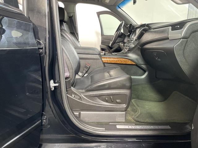 Photo of 2016 Black Chevrolet Suburban