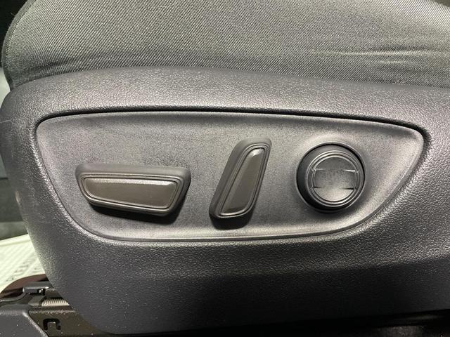 Photo of 2022 Magnetic Gray Metallic Toyota RAV4