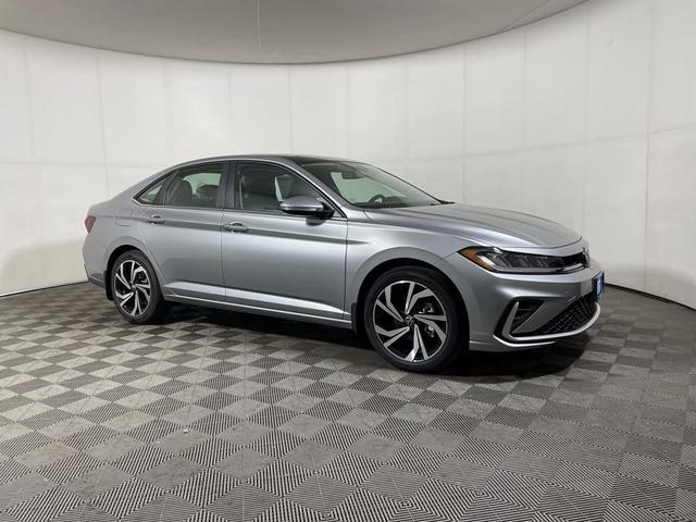 Photo of 2025 Pyrite Silver Metallic Volkswagen Jetta